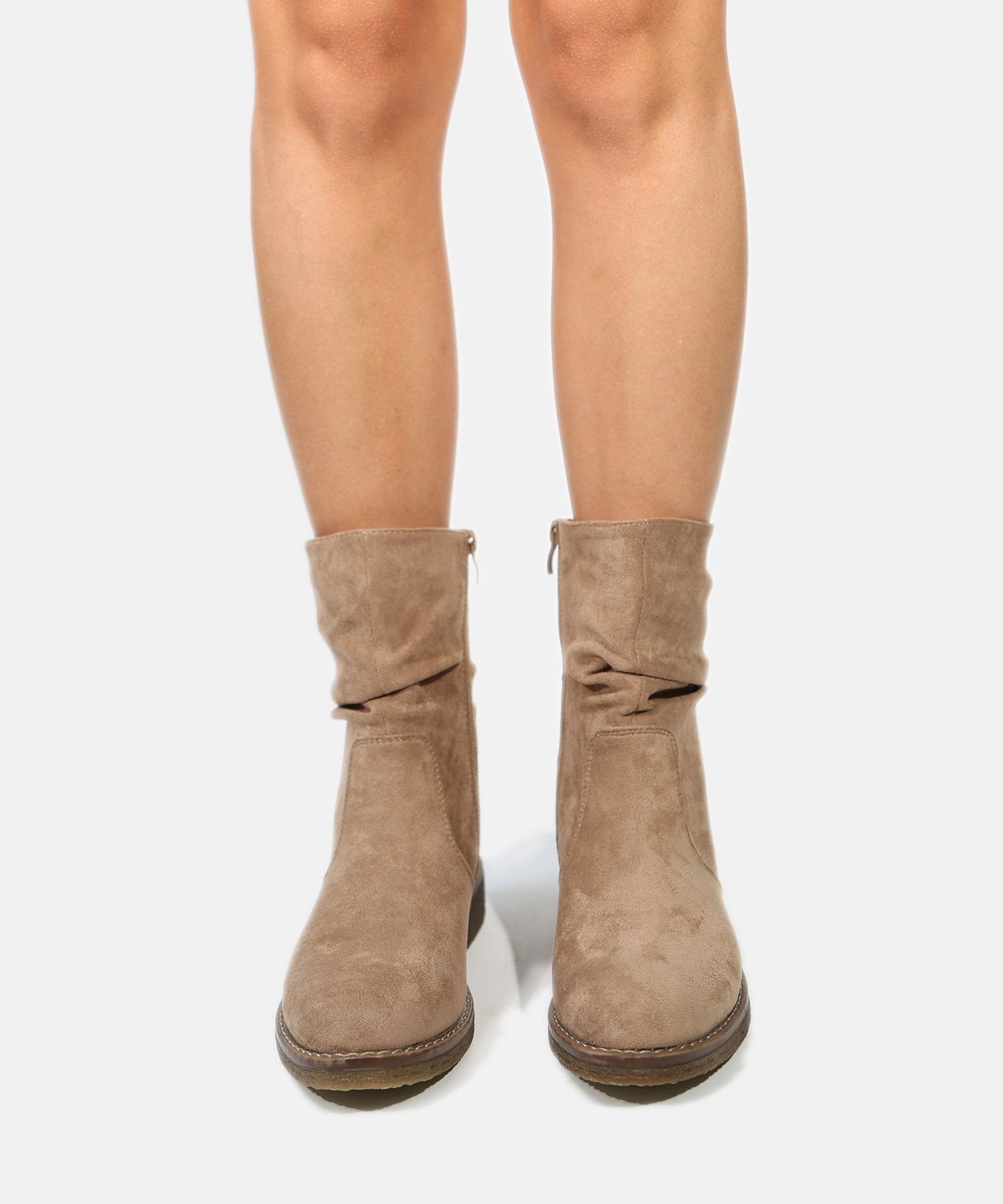 Botines arruga efecto ante image number null